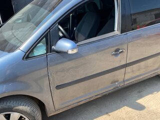 2003 Volkswagen Touran I, серый, 370000 рублей, вид 4