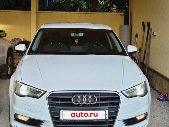 2016 Audi A3 III (8V), белый - вид 4