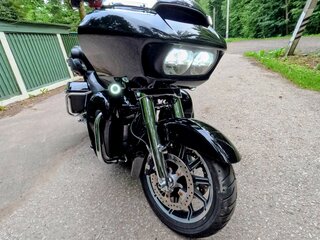 2015 Harley-Davidson Road Glide, чёрный, 1099000 рублей, вид 1
