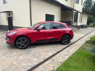 2021 Porsche Macan I Рестайлинг, красный, 5500000 рублей, вид 4