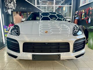 2022 Porsche Cayenne Turbo Coupé III, серый, 16900000 рублей, вид 2