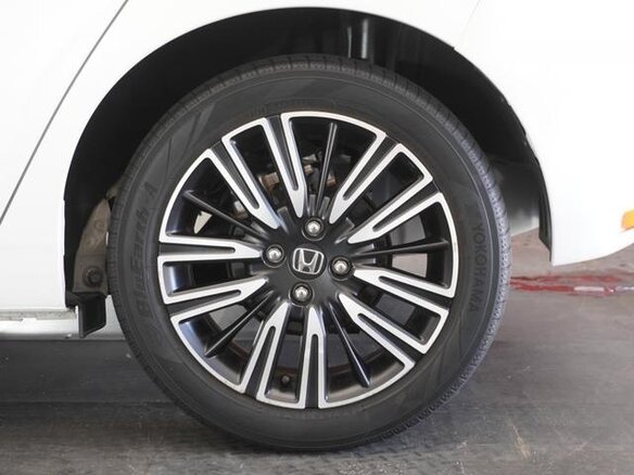 2022 Honda Fit IV, серебристый, 985000 рублей - вид 30