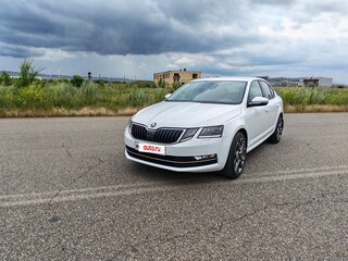 2017 Skoda Octavia III (A7) Рестайлинг, белый, 1580000 рублей, вид 5