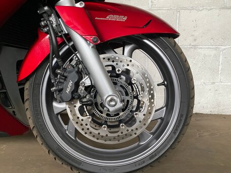 2011 Honda ST 1300, красный, 850000 рублей, вид 4