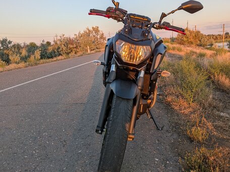 2018 Yamaha MT-07 (FZ-07), серый, 750000 рублей, вид 4