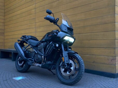 2021 Harley-Davidson Pan America, чёрный, 999999 рублей, вид 1