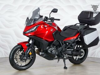 2024 Honda NT1100, красный, 1577000 рублей, вид 3