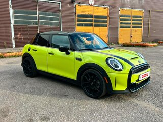 2022 Mini Hatch Cooper S III (F55/F56) Рестайлинг 2, зелёный, 3350000 рублей, вид 1