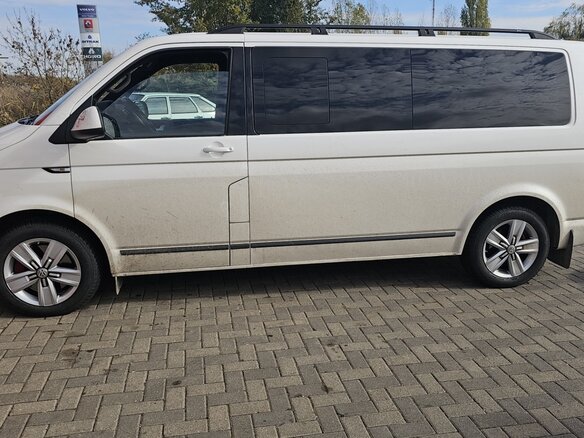 2016 Volkswagen Multivan Long T6, белый, 5800000 рублей - вид 1