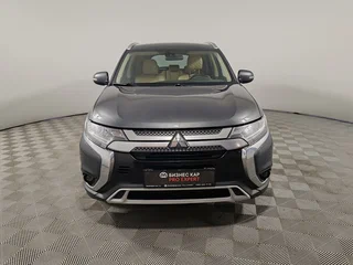 2019 Mitsubishi Outlander III Рестайлинг 3, серый, 1545000 рублей, вид 2