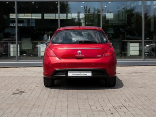 2011 Peugeot 308 I Рестайлинг, красный, 484000 рублей, вид 4