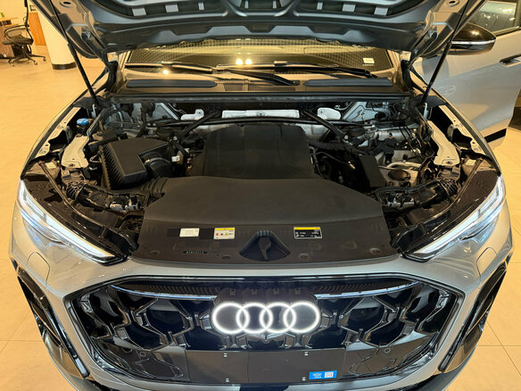 2026 Audi Q5 L III (GU), серебристый, 6500000 рублей - вид 32
