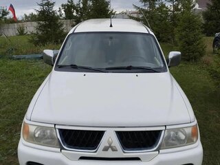 2008 Mitsubishi Pajero Sport I Рестайлинг, белый, 1200000 рублей, вид 1