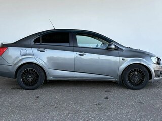 2014 Chevrolet Aveo II, серый, 500000 рублей, вид 4