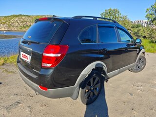 2011 Chevrolet Captiva I, чёрный, 900000 рублей, вид 4