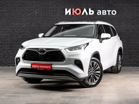 Toyota Highlander IV (XU70)