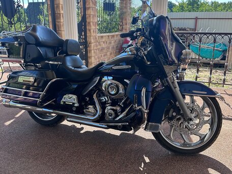 2010 Harley-Davidson Electra Glide, чёрный, 960000 рублей, вид 4