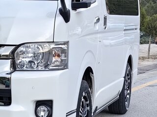 2021 Toyota HiAce H200 Рестайлинг, белый, 4400000 рублей, вид 1