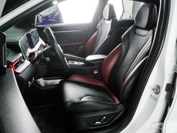 2023 Geely Coolray I Рестайлинг, белый, 2099000 рублей - вид 9