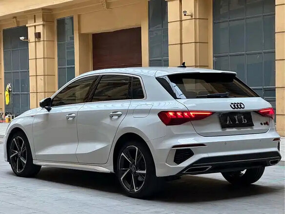 2023 Audi A3 Sportback 35 TFSI IV (8Y), белый, 2200222 рублей - вид 7