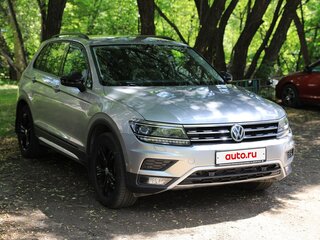 2019 Volkswagen Tiguan II, серебристый, 2900000 рублей, вид 3