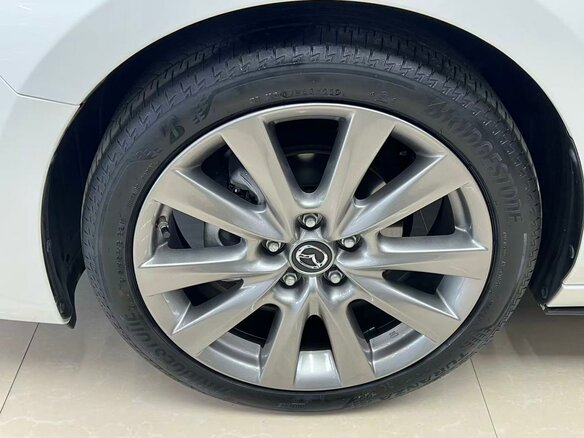 2023 Mazda 3 Axela IV (BP), белый, 1420000 рублей - вид 12
