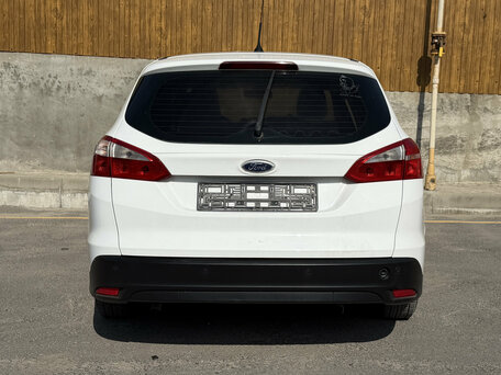 2014 Ford Focus III, белый, 1600000 рублей, вид 5