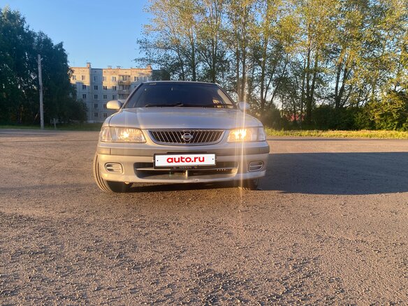 1998 Nissan Sunny B15, серебристый, 350000 рублей - вид 1