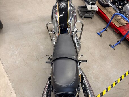 2025 Royal Enfield Continental GT, серебристый, 700000 рублей, вид 4