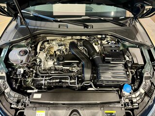 2026 Audi A3L 35 TFSI IV (8Y) Рестайлинг, зелёный, 3970000 рублей, вид 4