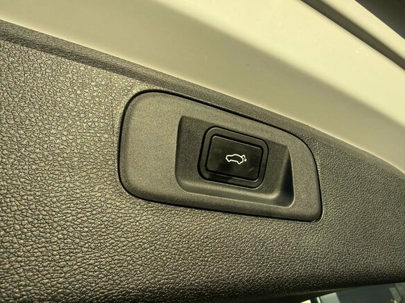 2024 Geely Coolray I Рестайлинг, белый, 2049000 рублей - вид 24