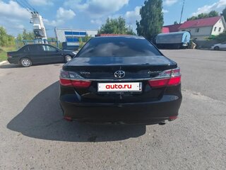 2016 Toyota Camry VII (XV50) Рестайлинг, чёрный, 2100000 рублей, вид 3