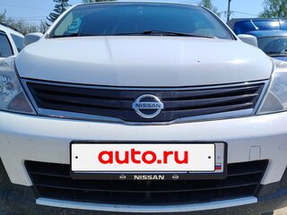 2013 Nissan Tiida I Рестайлинг, белый, 720000 рублей, вид 4