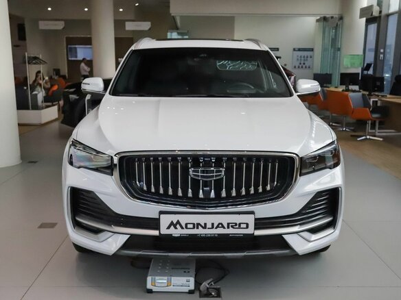 2026 Geely Monjaro I Рестайлинг, белый - вид 5