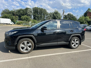 2020 Toyota RAV4 V (XA50), чёрный, 3100000 рублей, вид 4