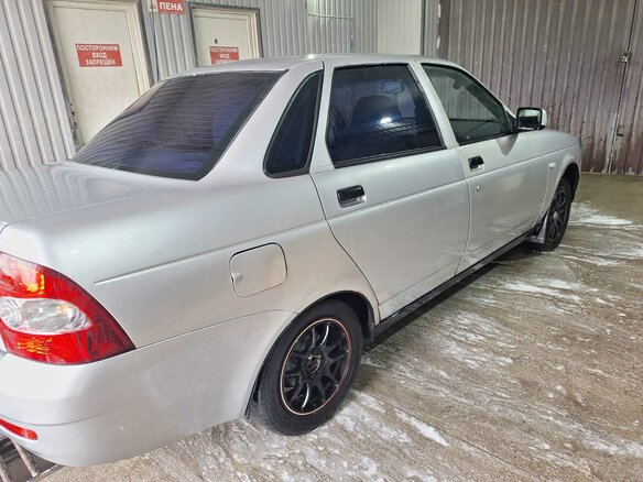 2009 Lada (ВАЗ) Priora I, серебристый, 230000 рублей - вид 4