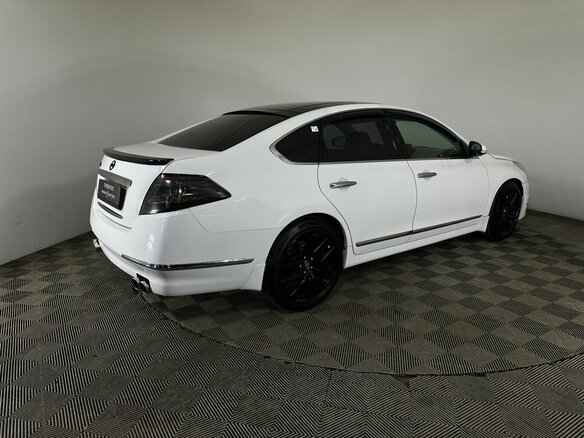 2011 Nissan Teana II (J32) Рестайлинг, белый, 750000 рублей - вид 5
