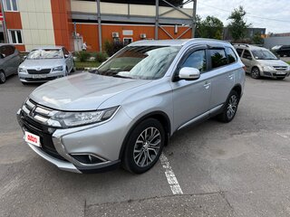 2016 Mitsubishi Outlander III Рестайлинг 2, серебристый, 2350000 рублей, вид 1