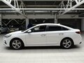 2018 Hyundai Sonata VII (LF) Рестайлинг, белый, 1720000 рублей - вид 3