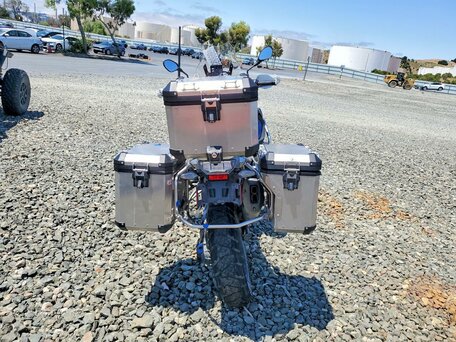2023 BMW R 1250 GS Adventure, чёрный, 1350853 рублей, вид 3