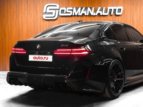 2025 BMW M5 VII (G90), чёрный, 22600000 рублей, вид 5