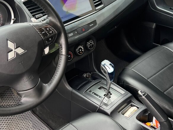 2008 Mitsubishi Lancer X, чёрный, 700000 рублей - вид 6