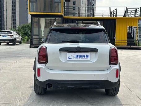 2023 Mini Countryman Cooper II Рестайлинг, серебристый, 2750000 рублей, вид 5