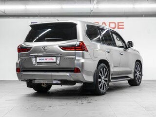 2017 Lexus LX 450d III Рестайлинг 2, серый, 6419000 рублей, вид 5