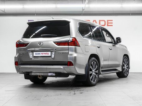 2017 Lexus LX 450d III Рестайлинг 2, серый, 6699000 рублей, вид 5