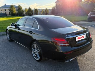 2018 Mercedes-Benz E-Класс 220 d V (W213, S213, C238), чёрный, 3399999 рублей, вид 5