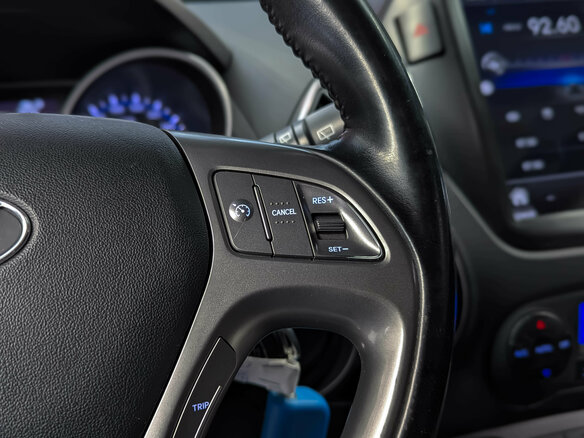 2014 Hyundai ix35 I Рестайлинг, серебристый, 1490000 рублей - вид 22