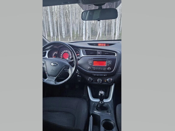 2017 Kia Ceed II Рестайлинг, серый, 1100000 рублей - вид 13