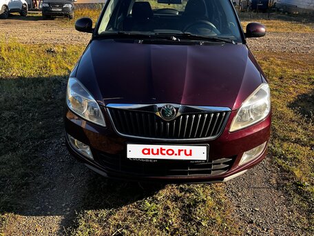 2012 Skoda Fabia II Рестайлинг, пурпурный, 550000 рублей, вид 1