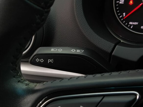 2018 Audi A3 III (8V) Рестайлинг, белый - вид 11